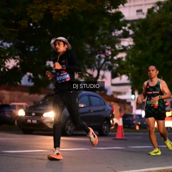 Runner Photo 4108990