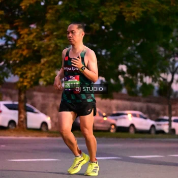 Runner Photo 4109004