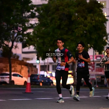 Runner Photo 4109052