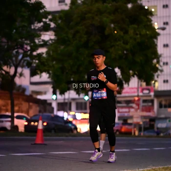 Runner Photo 4109055