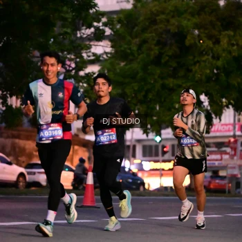 Runner Photo 4109059