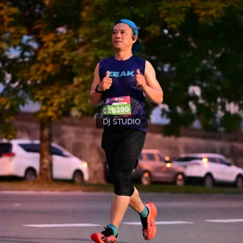 Runner Photo 4109105