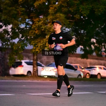 Runner Photo 4109180