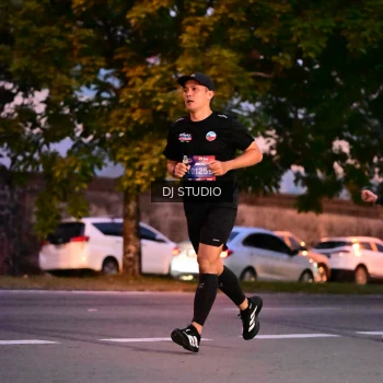 Runner Photo 4109183