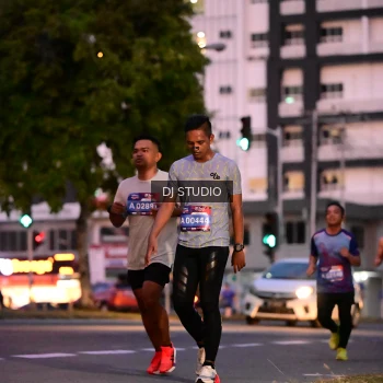 Runner Photo 4109195
