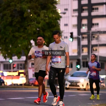 Runner Photo 4109199