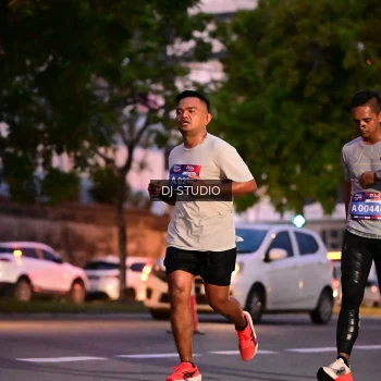 Runner Photo 4109210