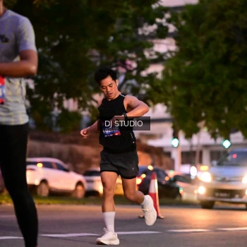 Runner Photo 4109216