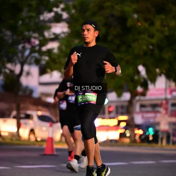 Runner Photo 4109275