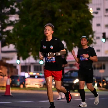 Runner Photo 4109296
