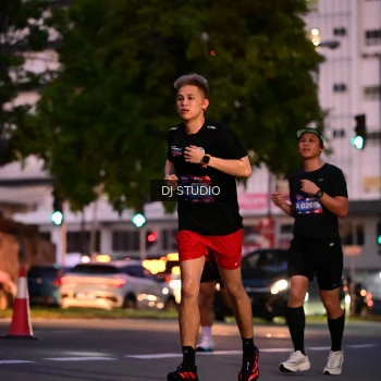 Runner Photo 4109300