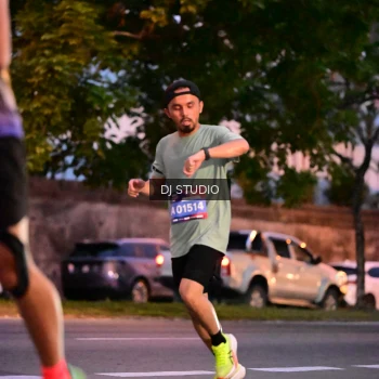 Runner Photo 4109334