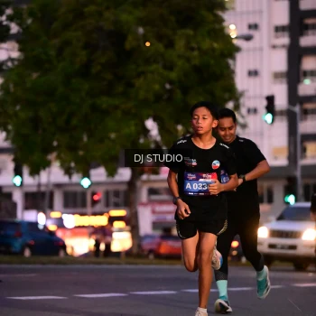 Runner Photo 4109342