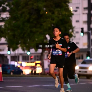 Runner Photo 4109344