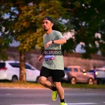 Runner Photo 4109345