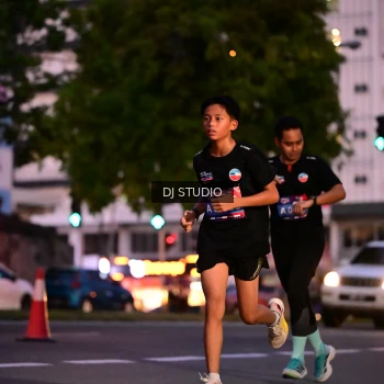 Runner Photo 4109348