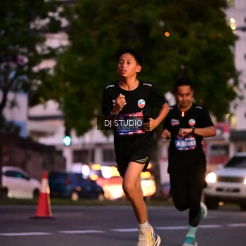 Runner Photo 4109352