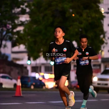 Runner Photo 4109353