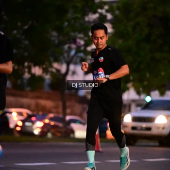 Runner Photo 4109356