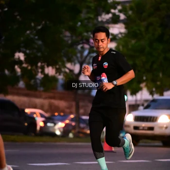 Runner Photo 4109359