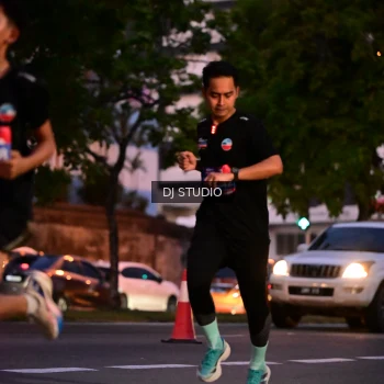 Runner Photo 4109360
