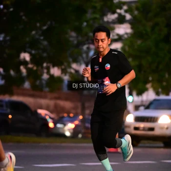 Runner Photo 4109362