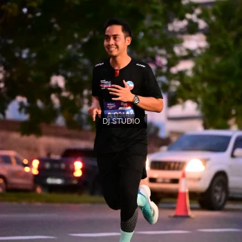 Runner Photo 4109373
