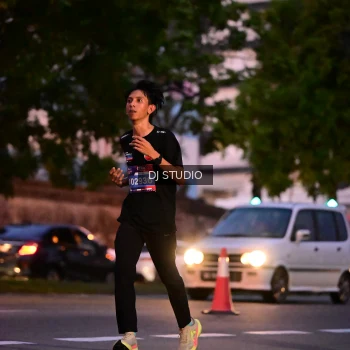 Runner Photo 4109383