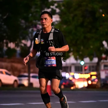 Runner Photo 4109399