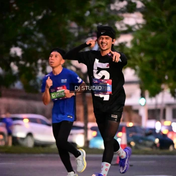 Runner Photo 4109415