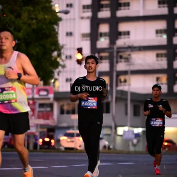 Runner Photo 4109471