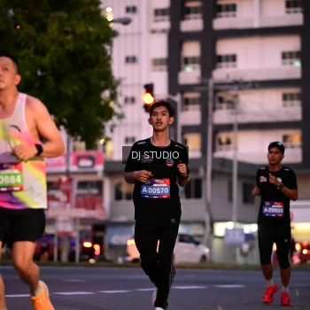 Runner Photo 4109474
