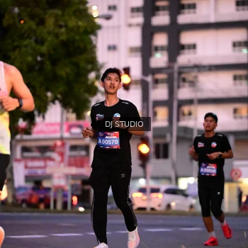 Runner Photo 4109477