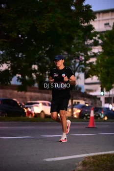Runner Photo 4109583