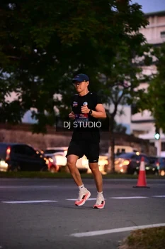 Runner Photo 4109585
