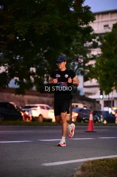 Runner Photo 4109611