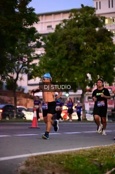 Runner Photo 4109659