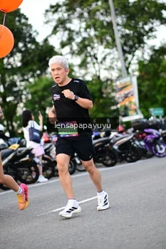Runner Photo 4109660