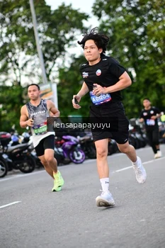 Runner Photo 4109672