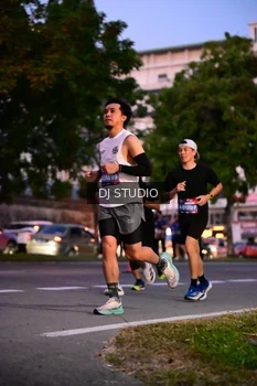 Runner Photo 4109673