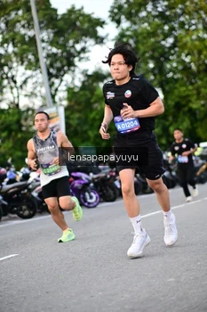 Runner Photo 4109679