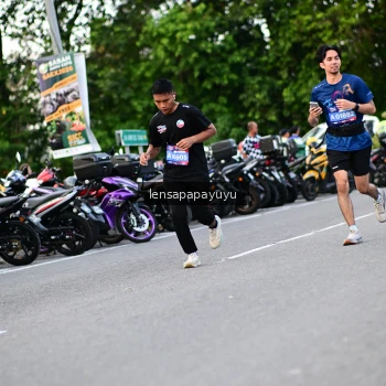 Runner Photo 4109686
