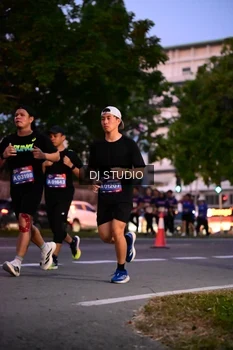 Runner Photo 4109706