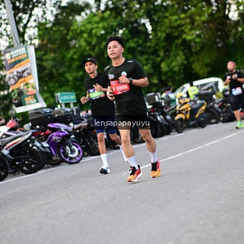 Runner Photo 4109722