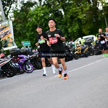 Runner Photo 4109724
