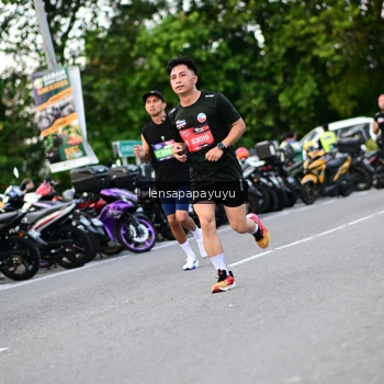 Runner Photo 4109726