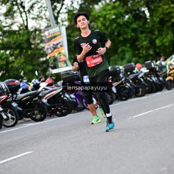 Runner Photo 4109751