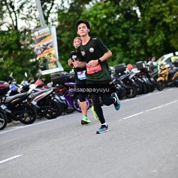 Runner Photo 4109754