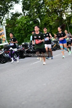 Runner Photo 4109771