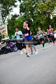 Runner Photo 4109791